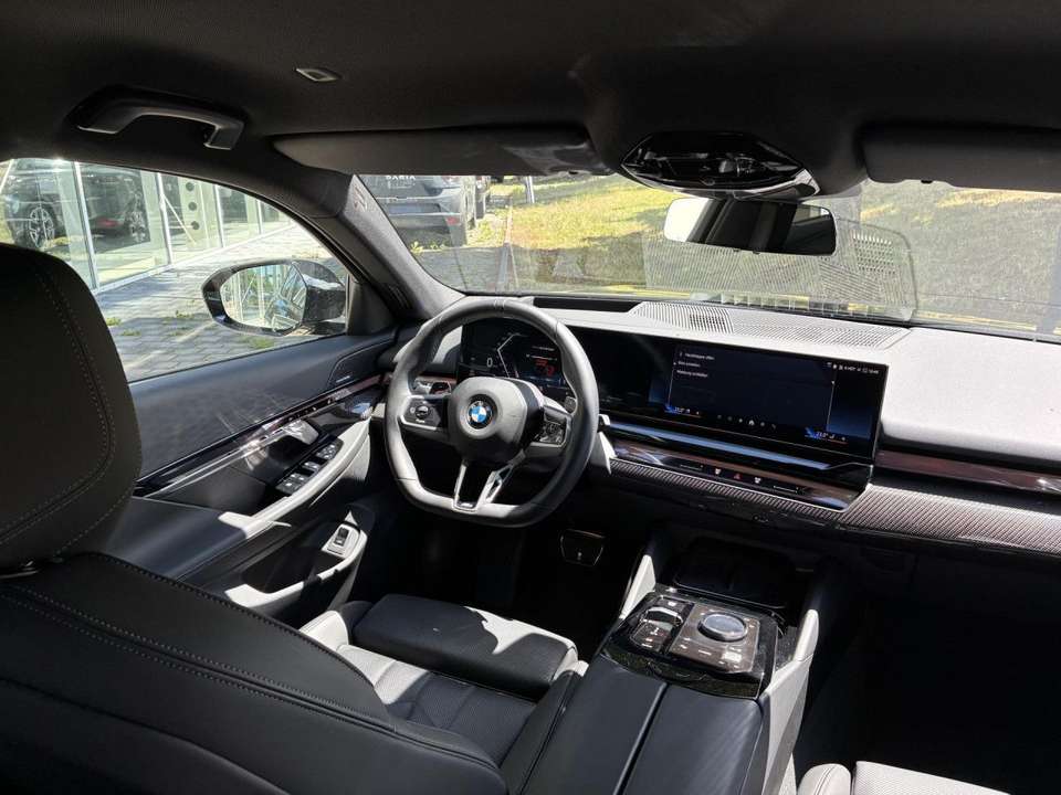 BMW 520 - Imagem 15