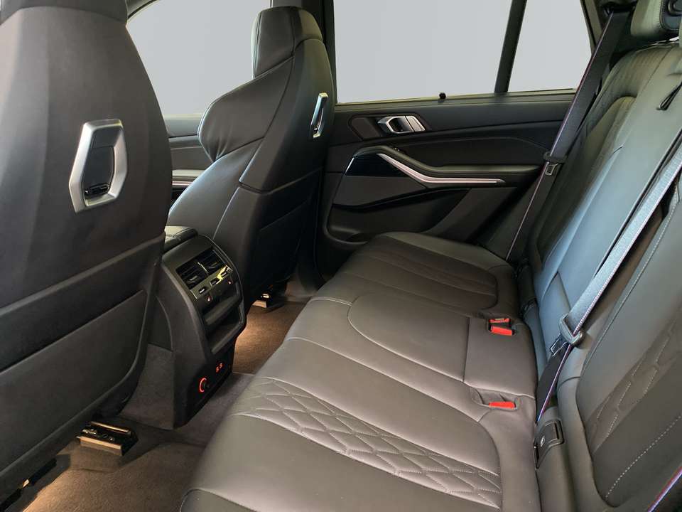 BMW X5 - Imagem 9