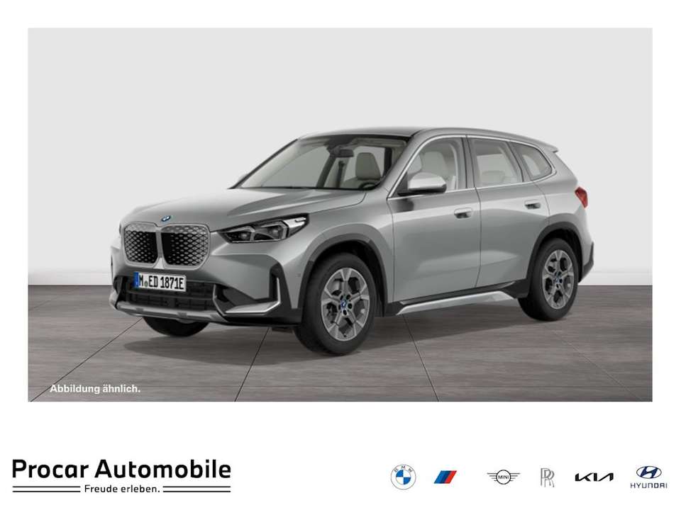 BMW iX1 - Imagem 1