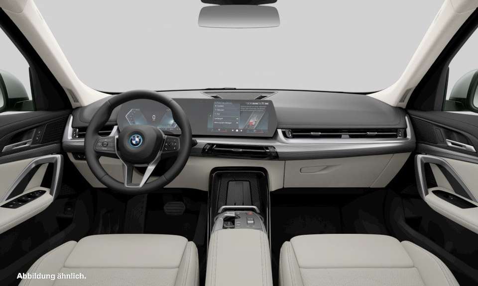BMW iX1 - Imagem 3