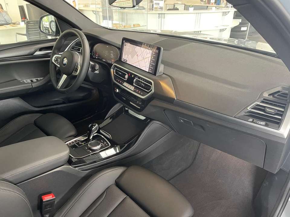 BMW X4 - Imagem 9