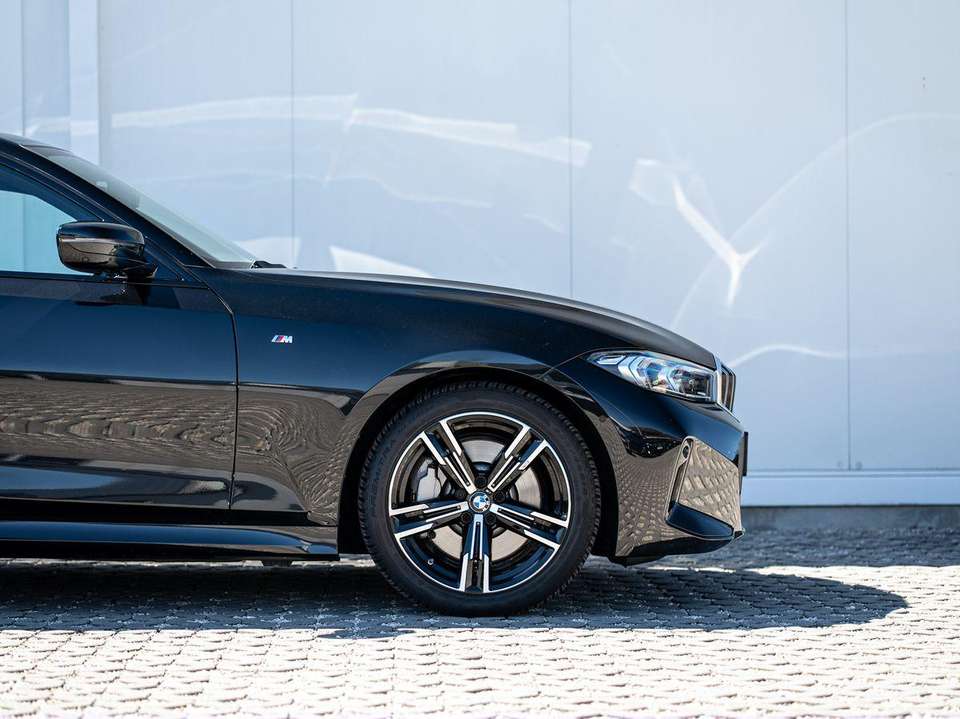 BMW 330 - Imagem 7