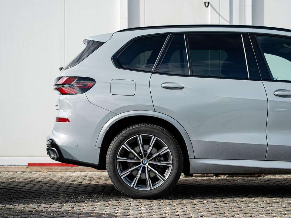 BMW X5 - Imagem 6
