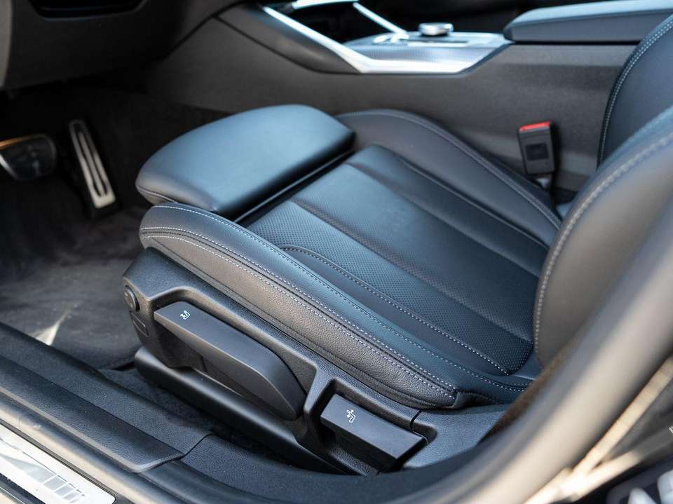 BMW 330 - Imagem 11