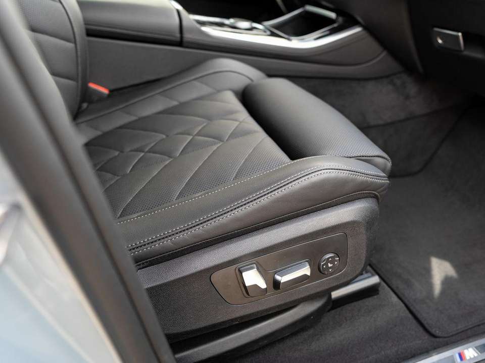 BMW X5 - Imagem 15