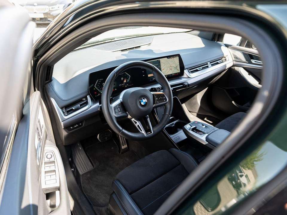 BMW 220 - Imagem 8