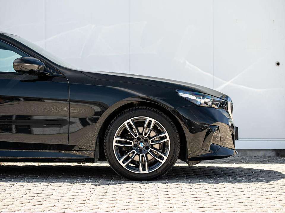 BMW 520 - Imagem 8
