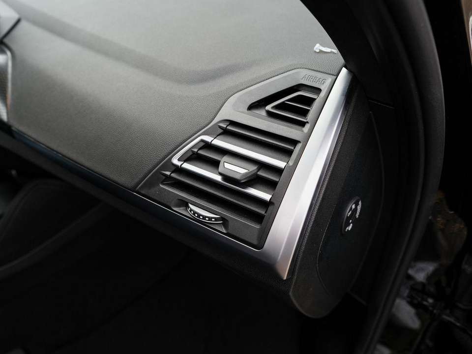 BMW X4 - Imagem 9