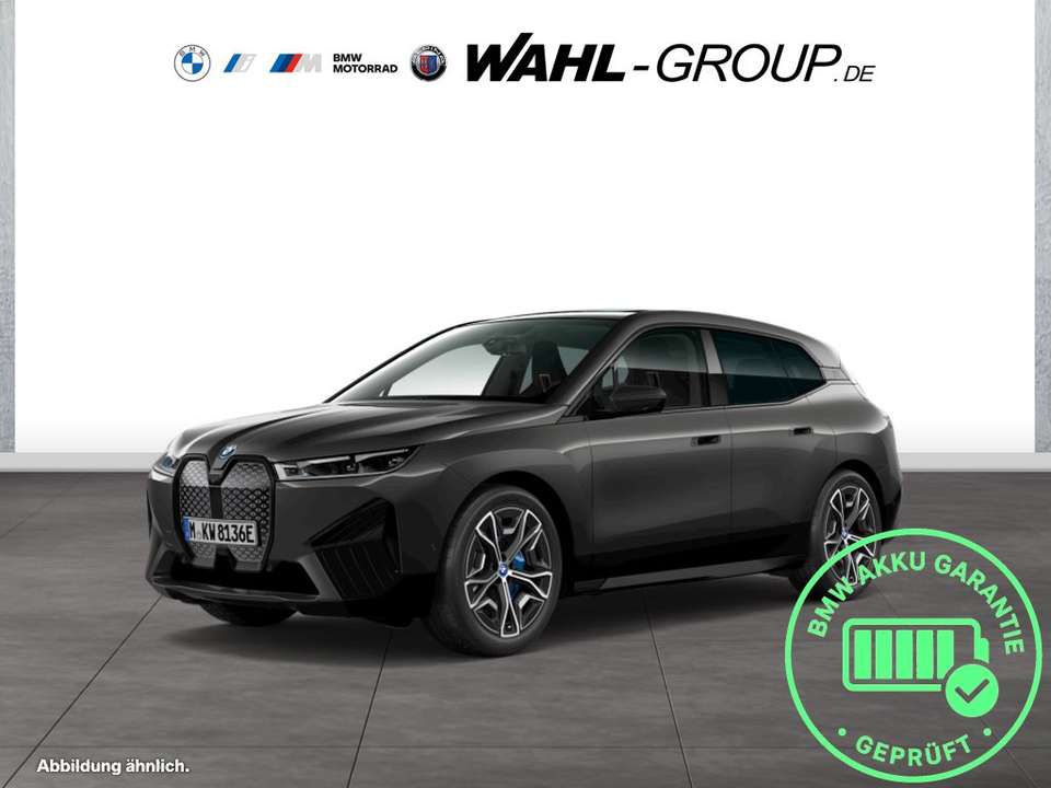 BMW iX - Imagem 1