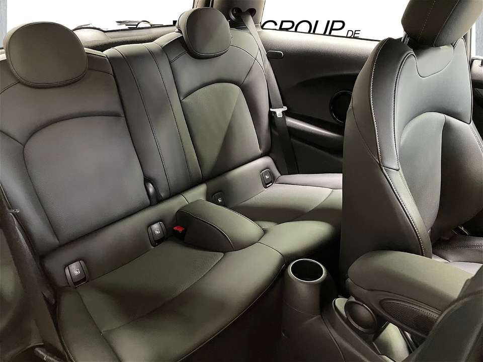MINI One - Imagem 12