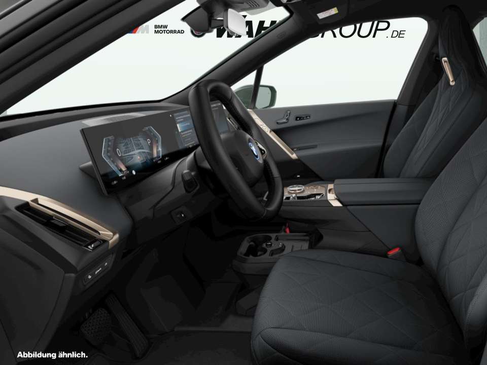 BMW iX - Imagem 5