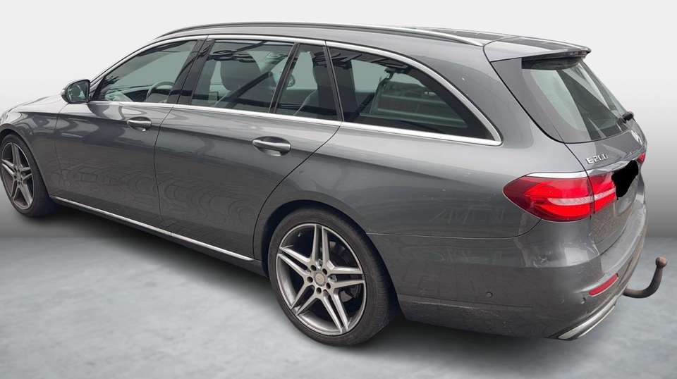 Mercedes-Benz E 200 - Imagem 3