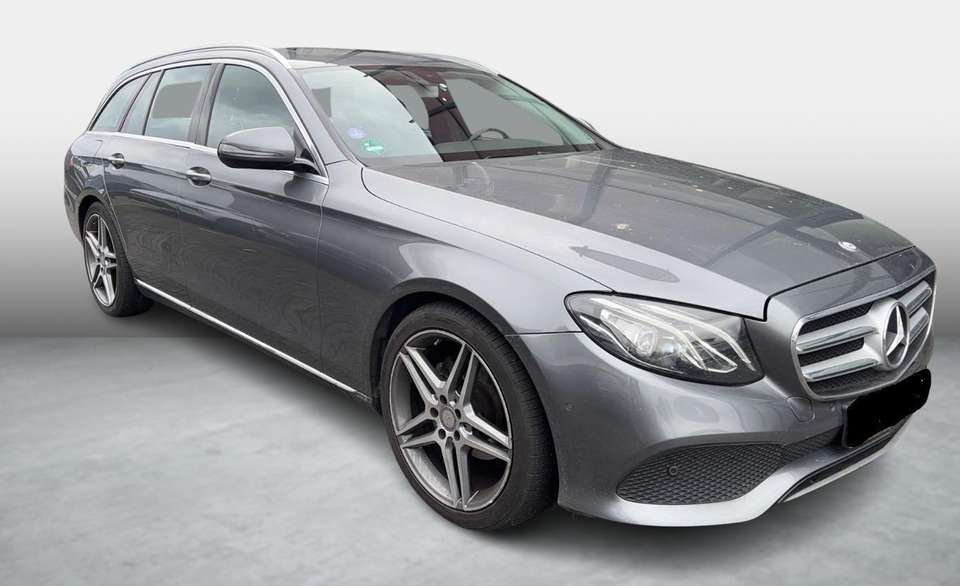 Mercedes-Benz E 200 - Imagem 5
