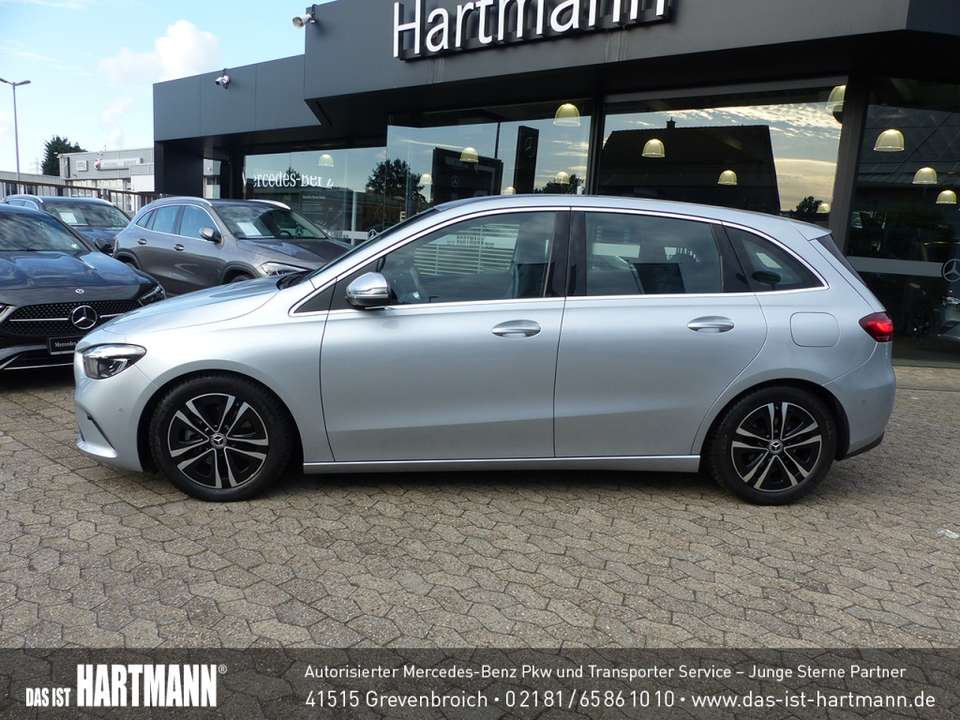 Mercedes-Benz B 180 - Imagem 2