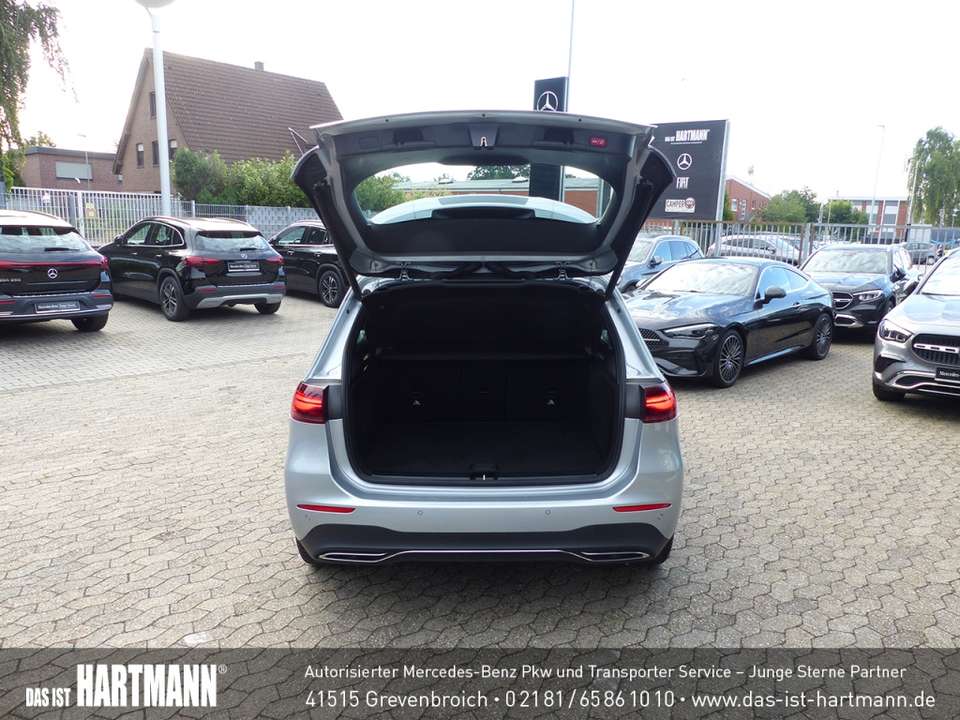 Mercedes-Benz B 180 - Imagem 12