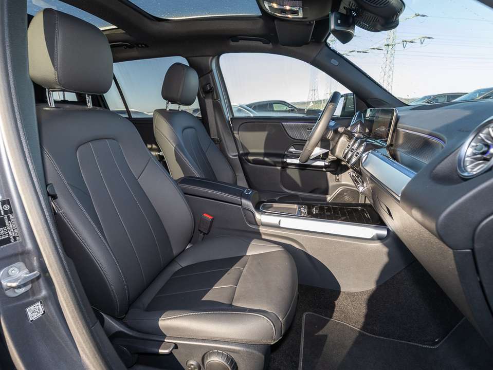 Mercedes-Benz GLB 180 - Imagem 10