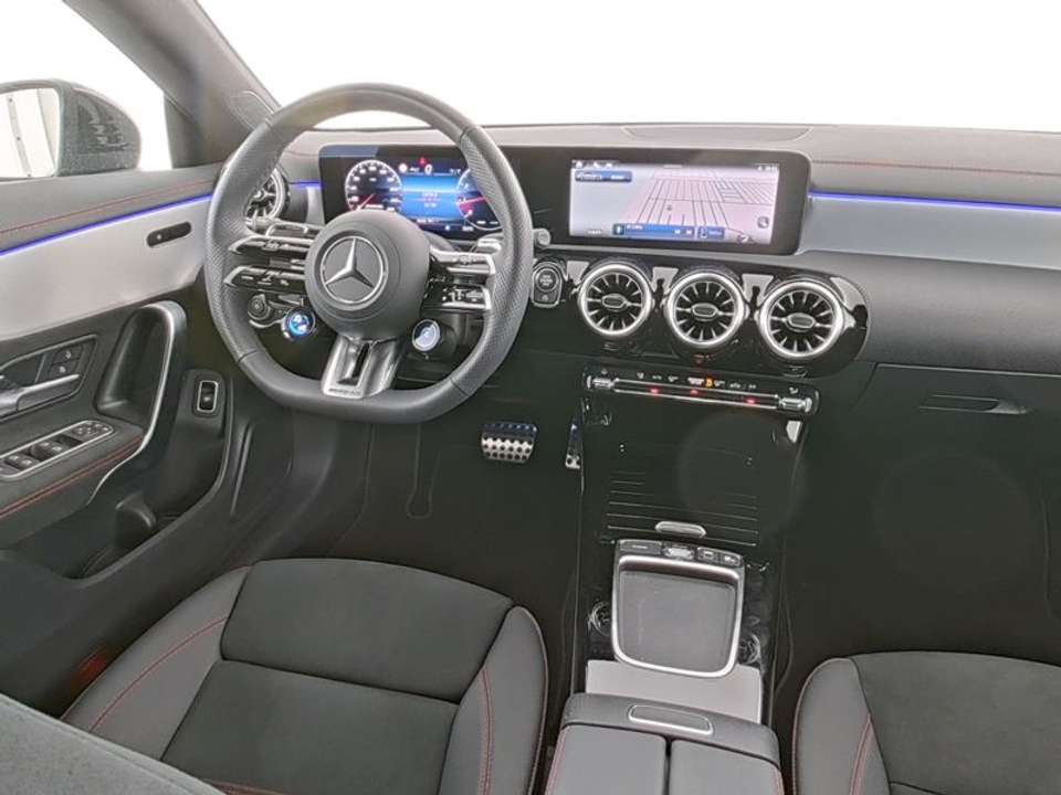 Mercedes-Benz CLA 35 AMG - Imagem 6