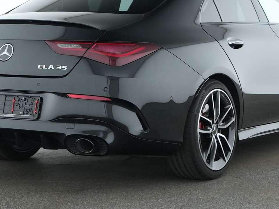 Mercedes-Benz CLA 35 AMG - Imagem 10
