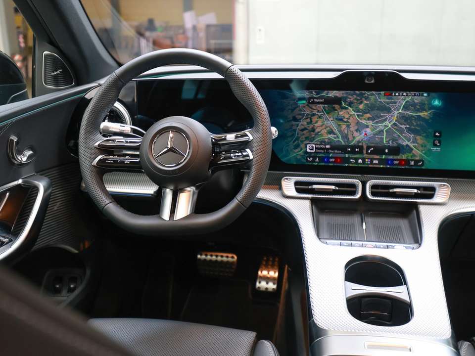 Mercedes-Benz GLC 400 - Imagem 9