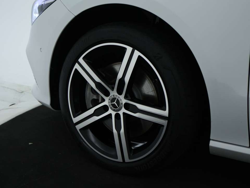 Mercedes-Benz CLA 250 - Imagem 4