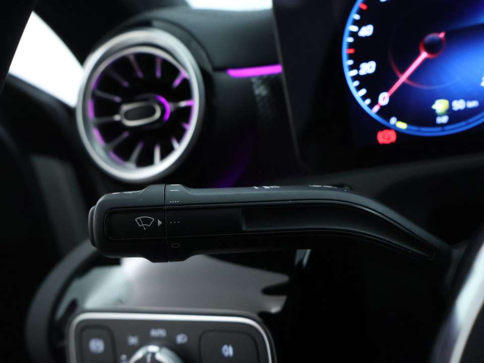 Mercedes-Benz CLA 250 - Imagem 9