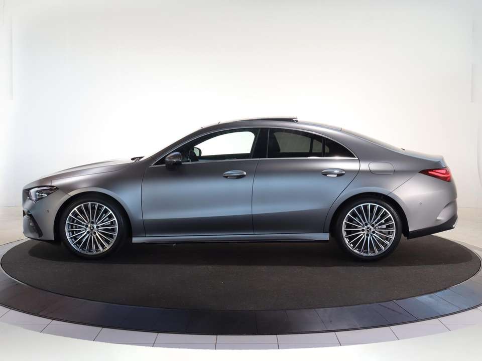 Mercedes-Benz CLA 180 - Imagem 5