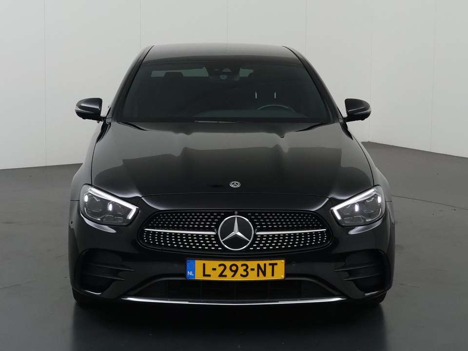 Mercedes-Benz E 300 - Imagem 3
