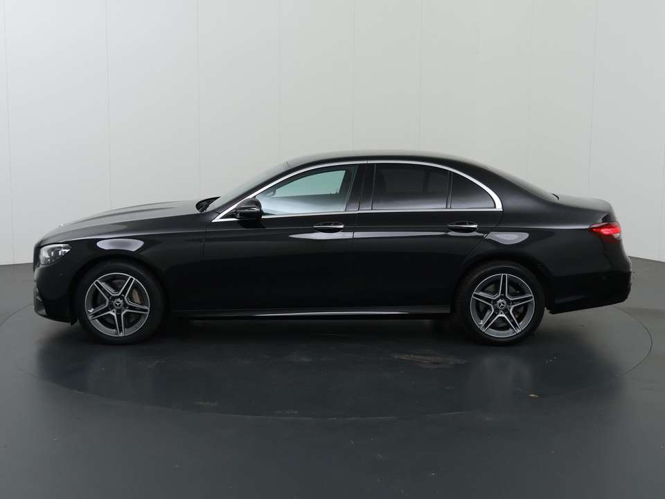 Mercedes-Benz E 300 - Imagem 5