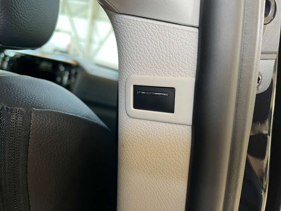 Mercedes-Benz Vito - Imagem 13