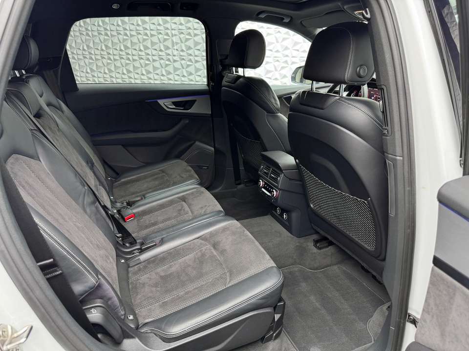 Audi Q7 - Imagem 13