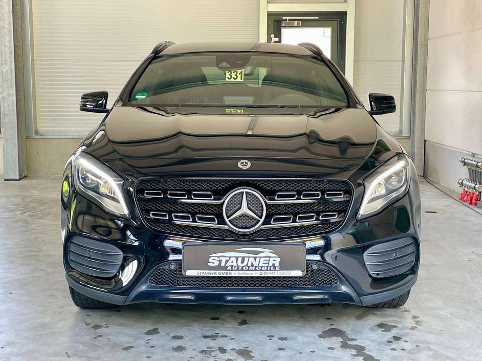 Mercedes-Benz GLA 180 - Imagem 5