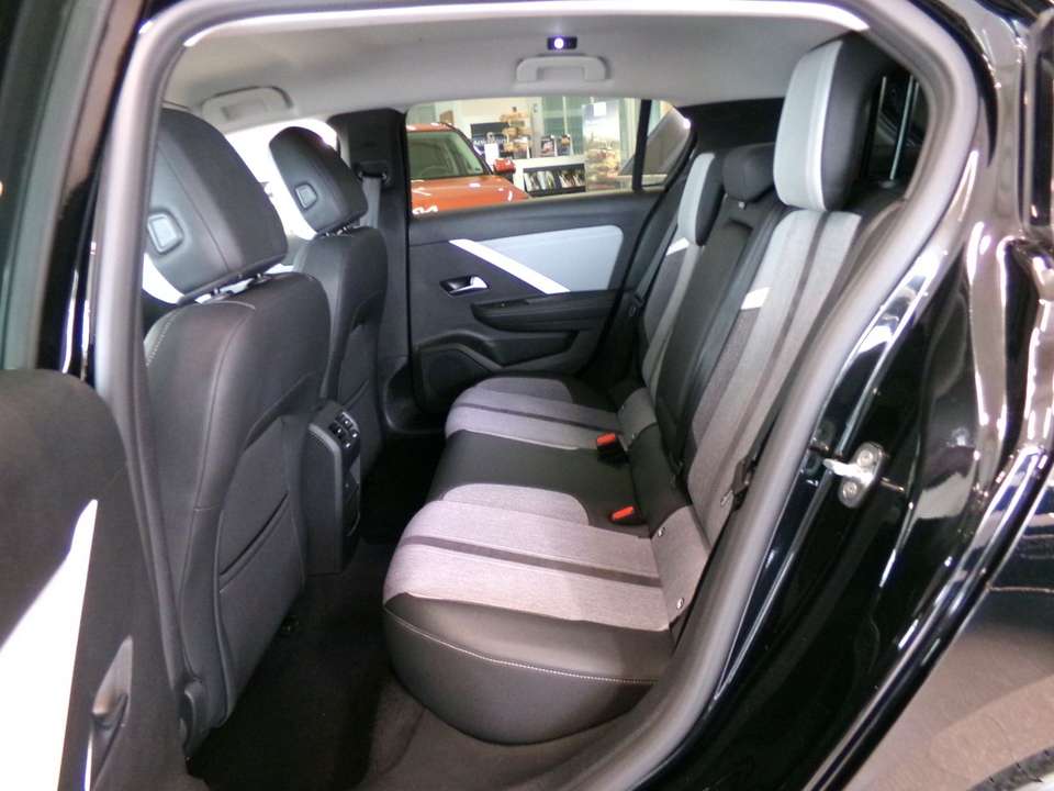 Opel Astra - Imagem 11