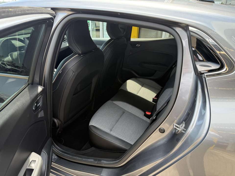 Renault Clio - Imagem 8