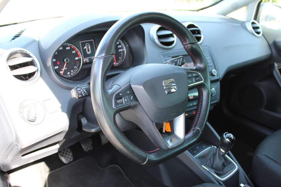 SEAT Ibiza - Imagem 13