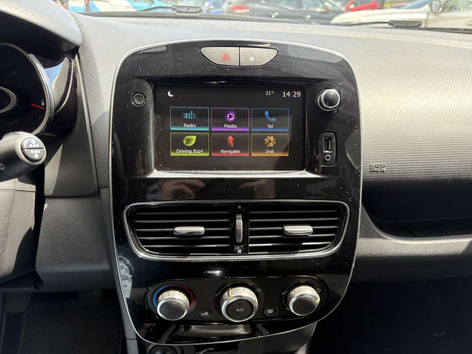 Renault Clio - Imagem 18
