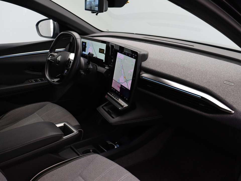Renault Megane E-Tech - Imagem 15