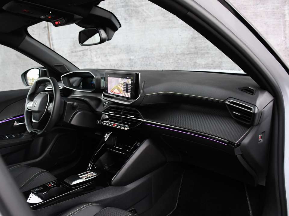 Peugeot e-2008 - Imagem 10