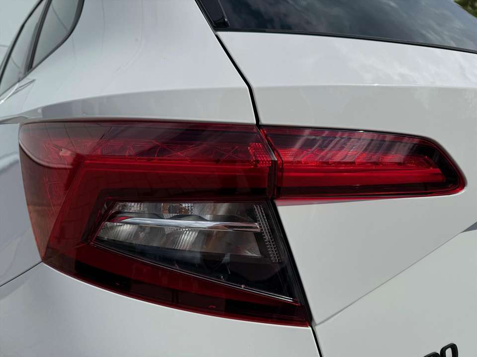 Skoda Karoq - Imagem 12
