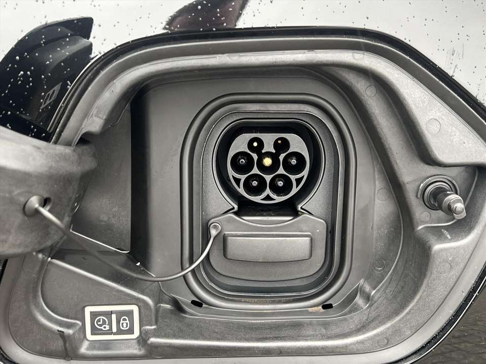 Peugeot e-208 - Imagem 14