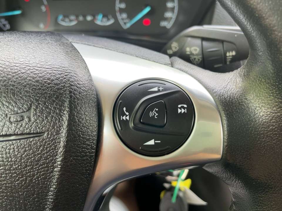 Ford Transit Connect - Imagem 15