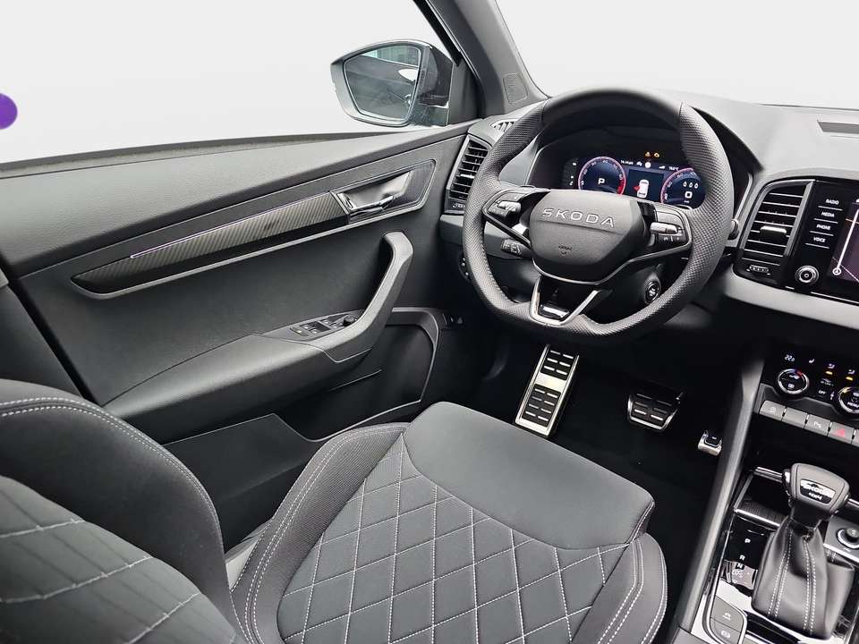 Skoda Karoq - Imagem 9