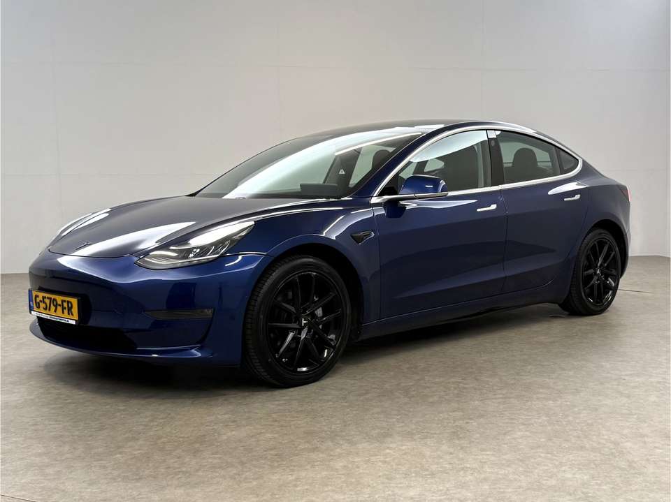 Tesla Model 3 - Imagem 12