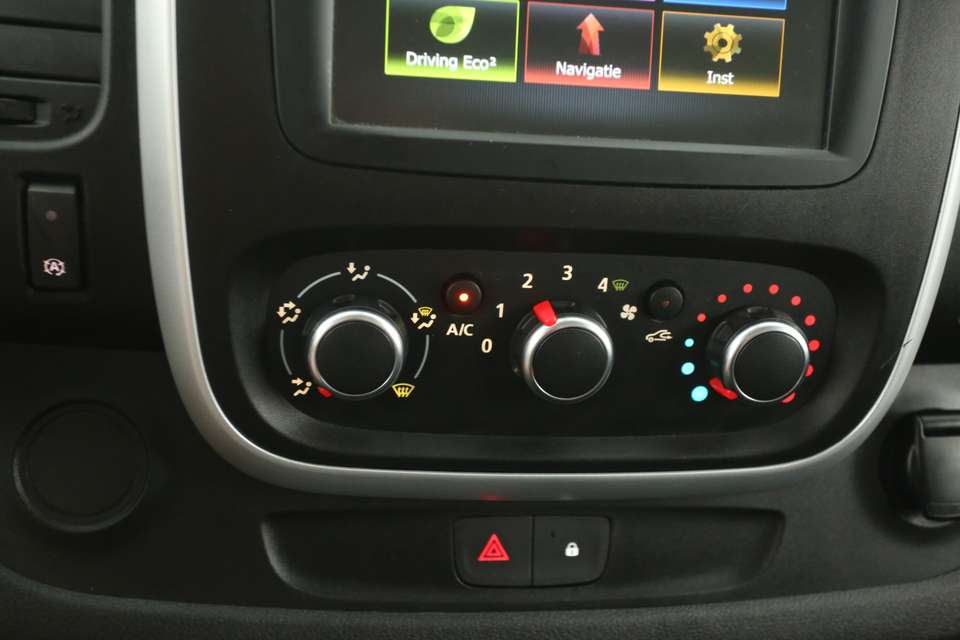 Renault Trafic - Imagem 18