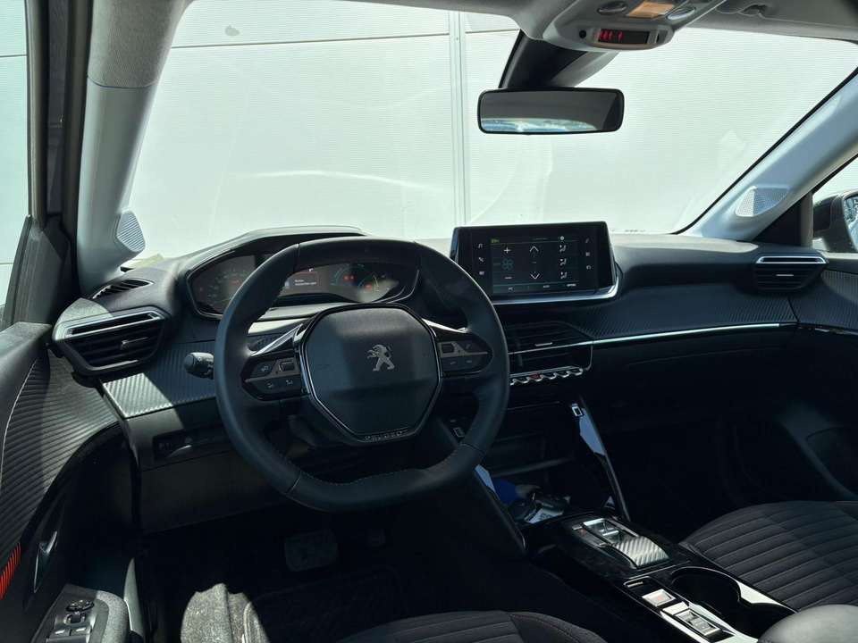 Peugeot e-208 - Imagem 10
