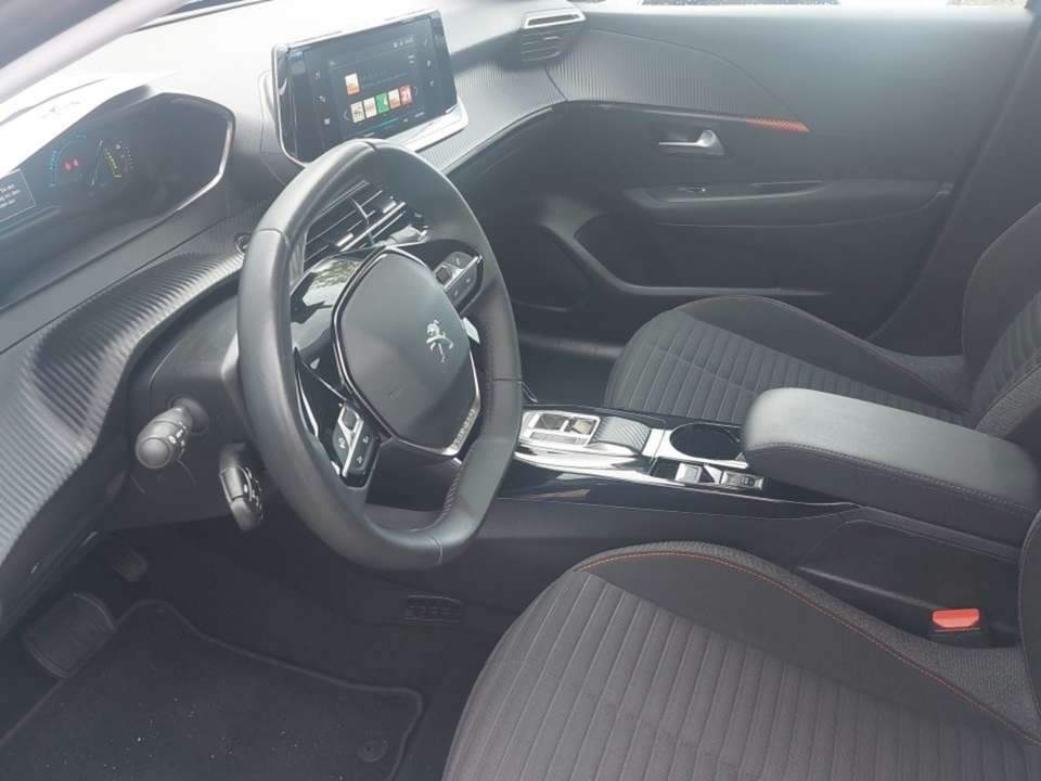 Peugeot e-208 - Imagem 9