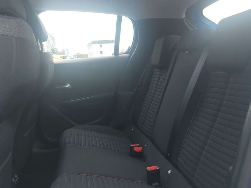 Peugeot e-208 - Imagem 10