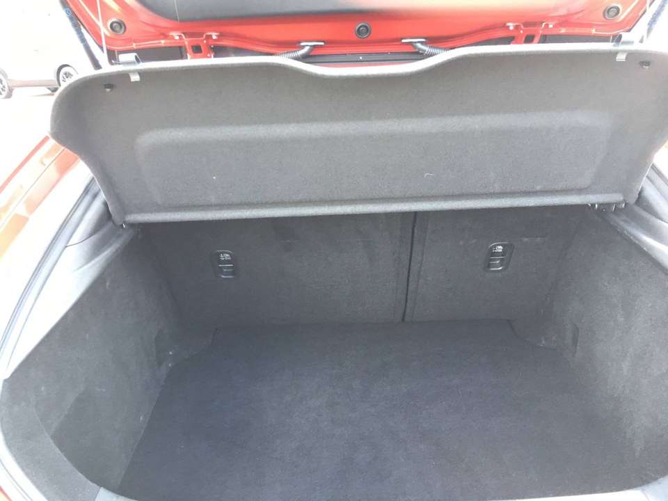 Mazda 3 - Imagem 8