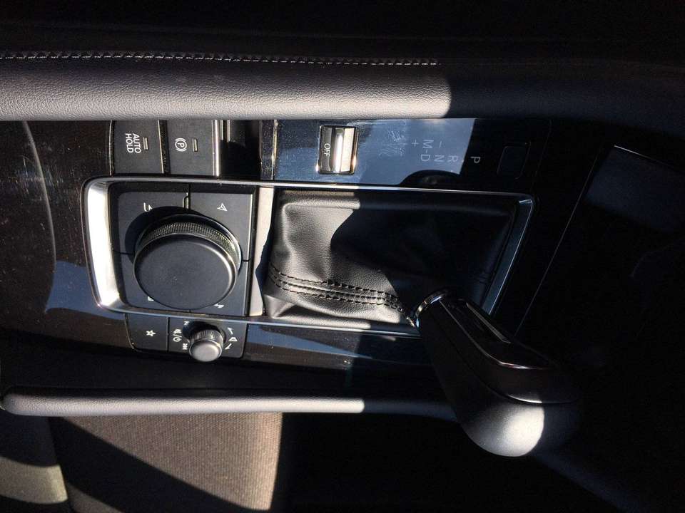 Mazda 3 - Imagem 11