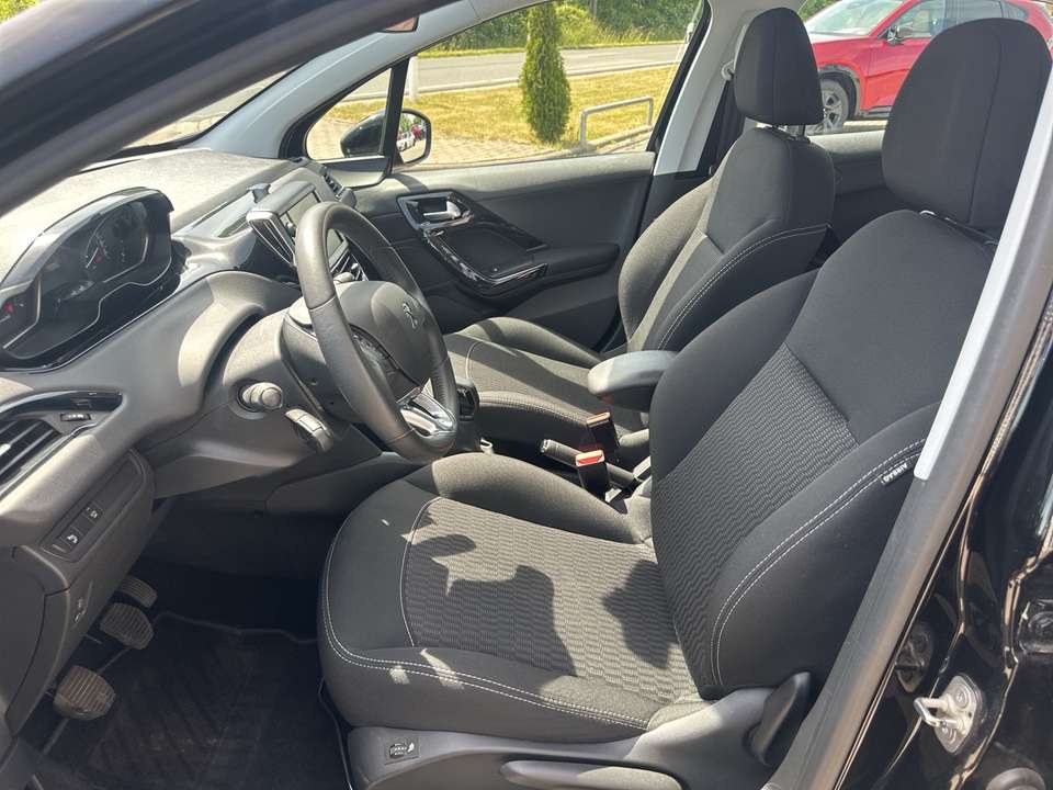 Peugeot 208 - Imagem 6
