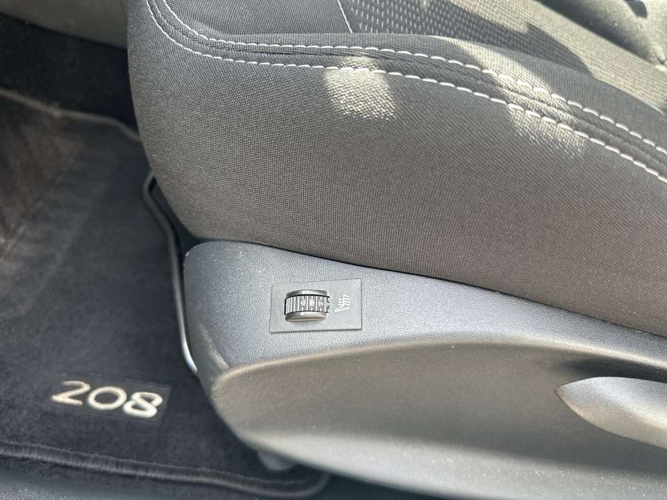 Peugeot 208 - Imagem 7